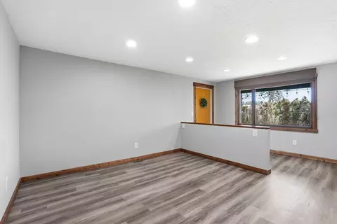 Living - 1122 E Bedivere Dr, Spokane, WA 99218 photo 1 of 1