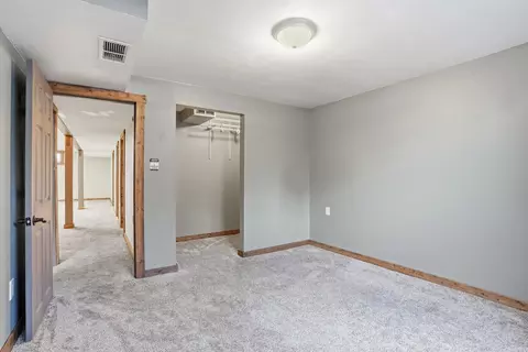 Bedroom - 1122 E Bedivere Dr, Spokane, WA 99218 photo 5 of 5