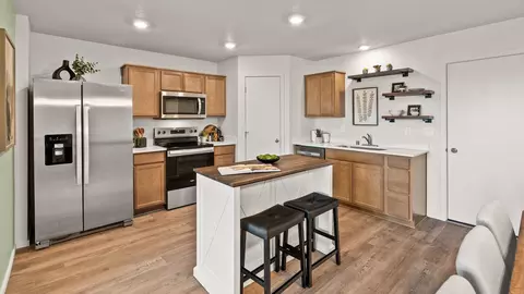 Kitchen - 5268 E Mckinnon Ln, Spokane, WA 99217 photo 1 of 3