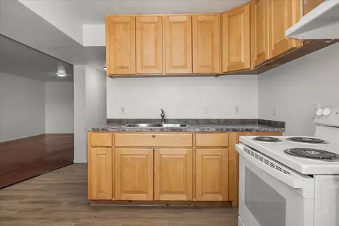 Kitchen - 2907 E Jackson Ave, Spokane, WA 99207 photo 4 of 4