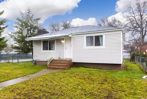 2203 E Marshall Ave, Spokane, WA 99207