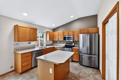 17419 N Edgecrest Rd, Colbert, WA 99005 photo 2