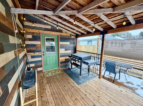 Exterior - 804 E 38th Ave, Spokane, WA 99203 photo 5 of 21