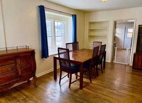Dining - 804 E 38th Ave, Spokane, WA 99203 photo 2 of 3