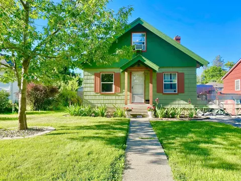 Exterior - 804 E 38th Ave, Spokane, WA 99203 photo 2 of 21