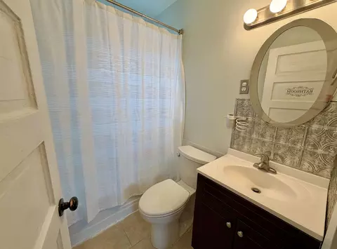 Bath - 804 E 38th Ave, Spokane, WA 99203 photo 1 of 2