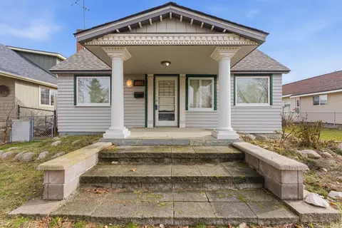6112 N Howard St, Spokane, WA 99205