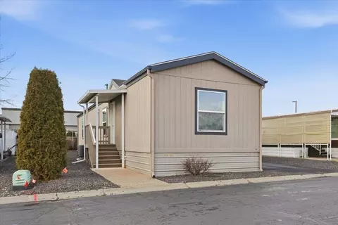 1205 E Lyons Ave # 18, Spokane, WA 99208