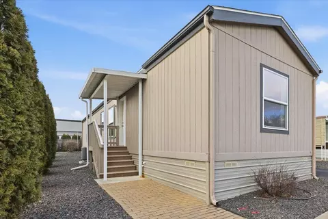1205 E Lyons Ave # 18, Spokane, WA 99208 photo 2