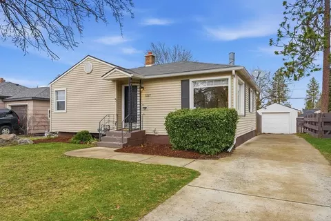 1227 E 40th Ave, Spokane, WA 99203