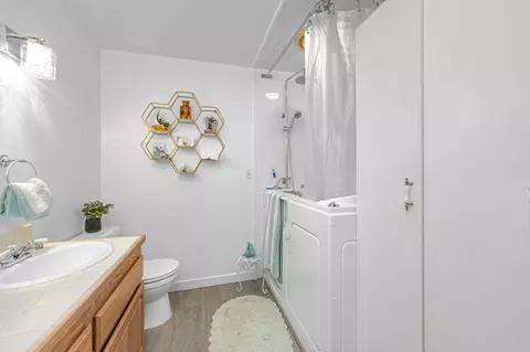 Bath - 11118 E Fairview Ave, Spokane Valley, WA 99206 photo 1 of 3