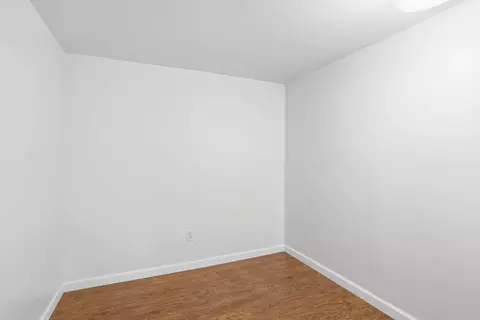 Bedroom - 2803 E 39th Ave, Spokane, WA 99223 photo 6 of 6