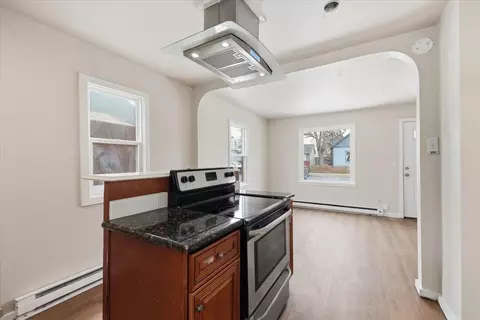 Kitchen - 718 E Queen Ave, Spokane, WA 99207 photo 2 of 3