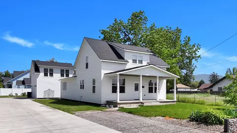 524 N Long Rd, Spokane Valley, WA 99016