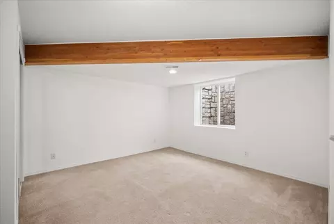 Bedroom - 7303 E Bigelow Gulch Rd, Spokane, WA 99217 photo 5 of 5