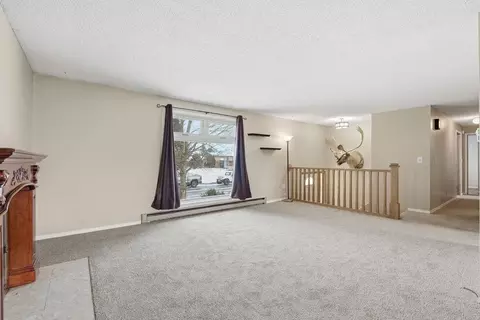 Living - 11516 E 37th Ave, Spokane Valley, WA 99206 photo 4 of 6