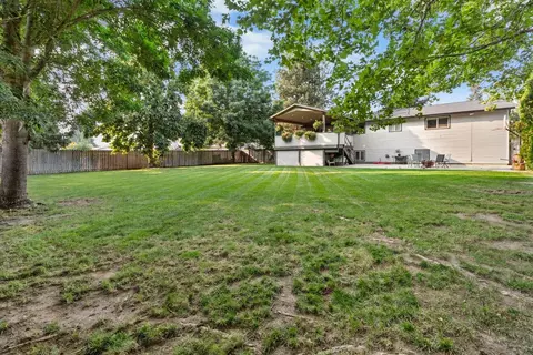 Exterior - 11516 E 37th Ave, Spokane Valley, WA 99206 photo 10 of 11