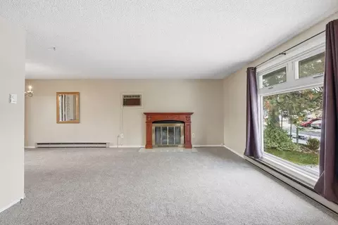 Living - 11516 E 37th Ave, Spokane Valley, WA 99206 photo 1 of 6