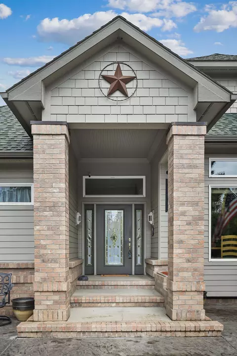 Exterior - 6919 E Spangle-waverly Rd, Spangle, WA 99031 photo 3 of 5