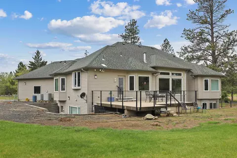 Exterior - 6919 E Spangle-waverly Rd, Spangle, WA 99031 photo 2 of 5