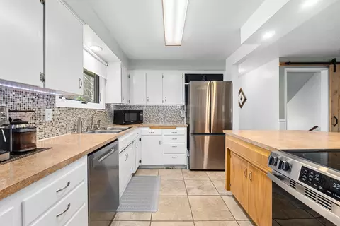 10816 E 18th Ave, Spokane Valley, WA 99206 photo 11