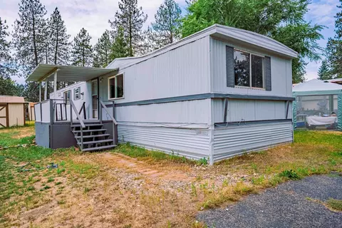34124 N Newport Hwy # 18, Chattaroy, WA 99003