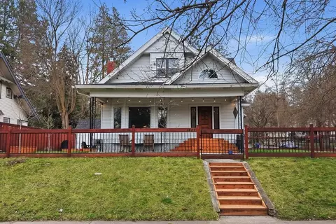 1427 S Madison St, Spokane, WA 99203