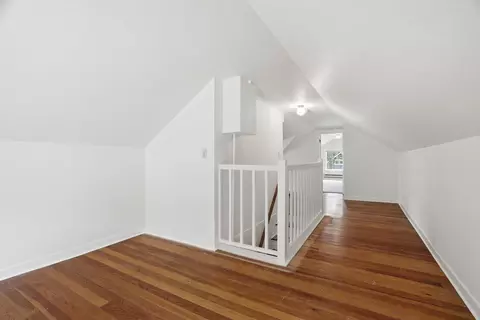 Entry Way - 1314 E 17th Ave, Spokane, WA 99203 photo 3 of 4