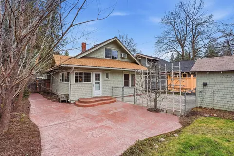 Exterior - 1314 E 17th Ave, Spokane, WA 99203 photo 6 of 11