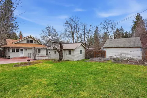 Exterior - 1314 E 17th Ave, Spokane, WA 99203 photo 7 of 11