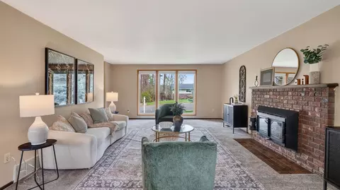 Living - 2707 E Player Dr, Spokane, WA 99223 photo 1 of 6