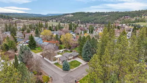 View/Area - 2707 E Player Dr, Spokane, WA 99223 photo 4 of 7