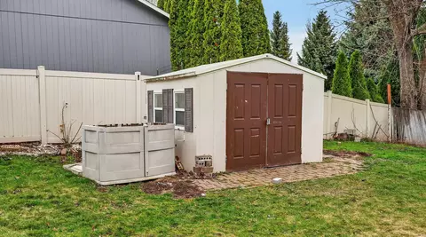 Exterior - 2707 E Player Dr, Spokane, WA 99223 photo 7 of 7