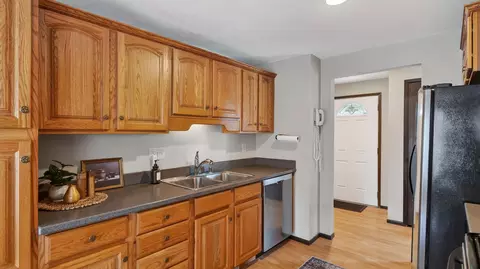 Kitchen - 2707 E Player Dr, Spokane, WA 99223 photo 4 of 4