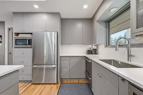 Kitchen - 1704 E 35th Ave, Spokane, WA 99203 photo 5 of 5