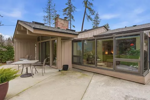 Exterior - 1704 E 35th Ave, Spokane, WA 99203 photo 4 of 6
