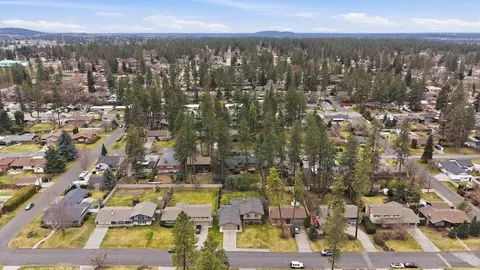 View/Area - 1704 E 35th Ave, Spokane, WA 99203 photo 6 of 6