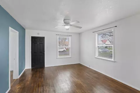 Living - 1324 E Broad Ave, Spokane, WA 99207 photo 2 of 3
