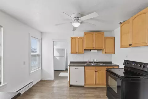 Kitchen - 1324 E Broad Ave, Spokane, WA 99207 photo 3 of 3