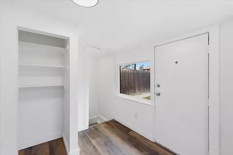 Entry Way - 3219 E 36th Ave, Spokane, WA 99223 photo 2 of 2