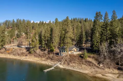 2371 Leclerc Rd S, Newport, WA 99156