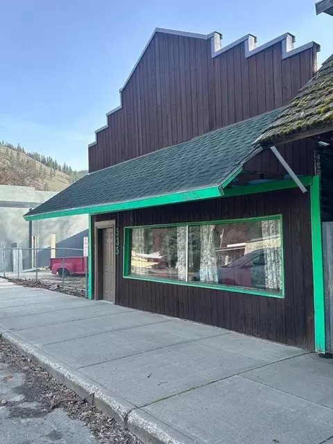 535 NW Meyers St, Kettle Falls, WA 99141