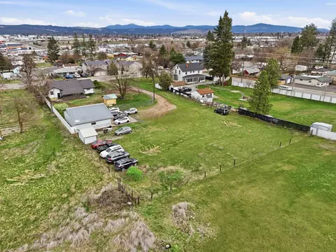 6606 E 4th Ave, Spokane Valley, WA 99212 photo 4