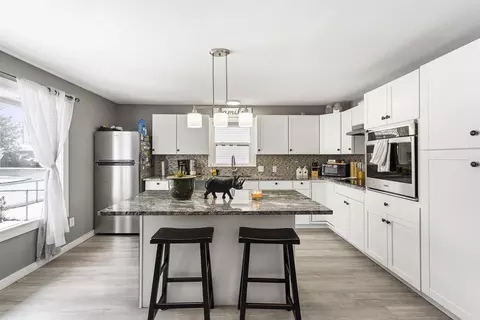 Kitchen - 942 E Baldwin Ave, Spokane, WA 99207 photo 3 of 5