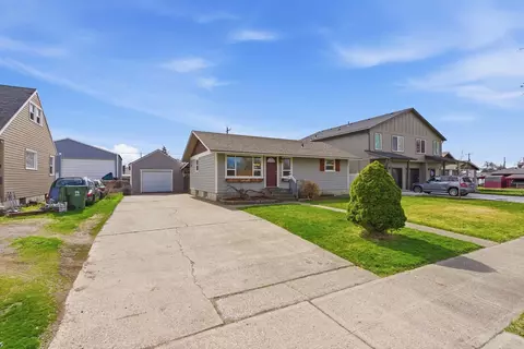 Exterior - 3832 E Grace Ave, Spokane, WA 99217 photo 8 of 11