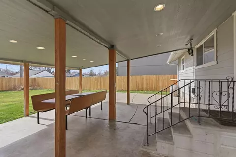 Exterior - 3832 E Grace Ave, Spokane, WA 99217 photo 7 of 11