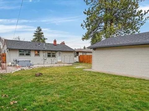Exterior - 608 E Central Ave, Spokane, WA 99208 photo 7 of 7