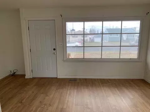 Living - 1415 E Dalke Ave, Spokane, WA 99208 photo 1 of 3