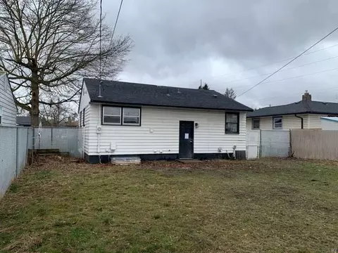 Exterior - 1415 E Dalke Ave, Spokane, WA 99208 photo 3 of 4