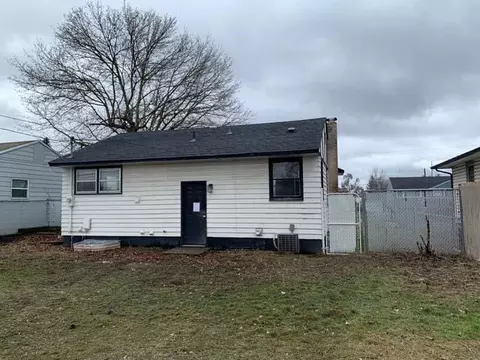 Exterior - 1415 E Dalke Ave, Spokane, WA 99208 photo 4 of 4
